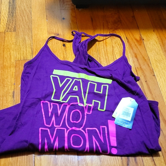 Zumba Fitness Yah Wo'Mon Loose Tank in Lovely - Picture 2 of 4